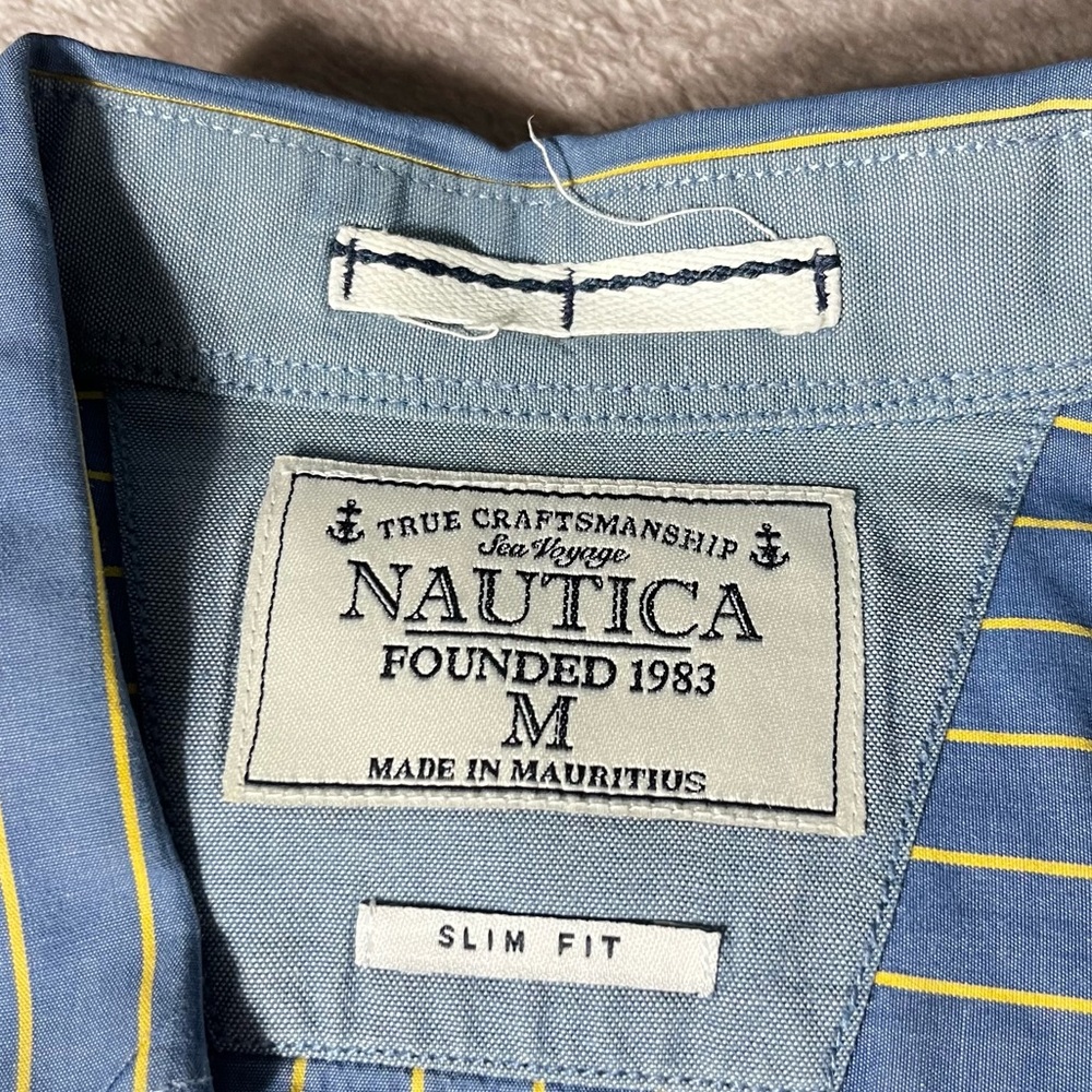 Nautica Men's Slim Fit Light Blue Striped Shirt